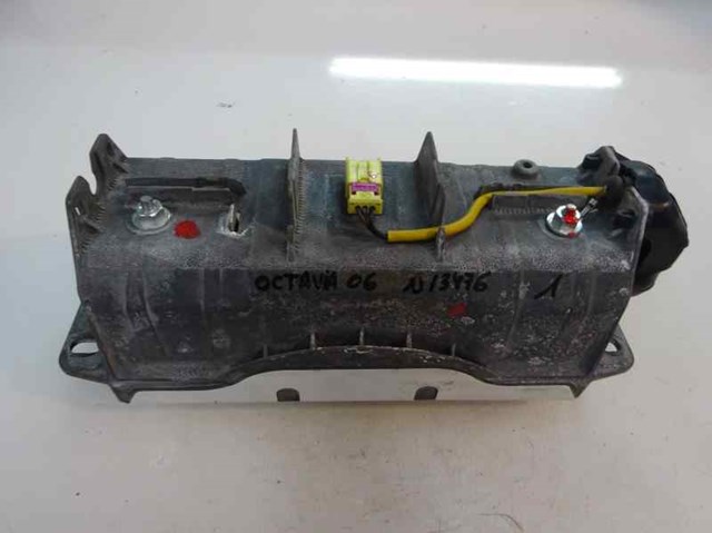 1K0880204H VAG Airbag lateral comprar Alcalá