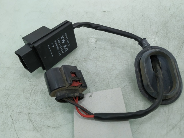 1K0906093F VAG Módulo de control del motor de la bomba de combustible  disponible Alicante