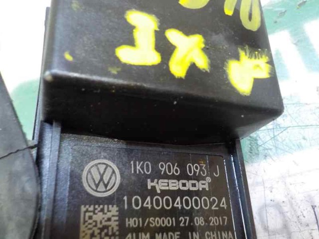 1K0906093J Módulo de control del motor de la bomba de combustible  disponible Málaga