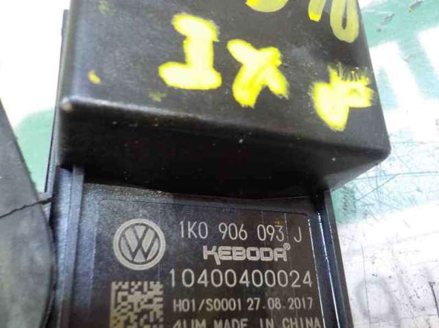 VAG 1K0906093J Módulo de control del motor de la bomba de combustible  comprar en Ponferrada