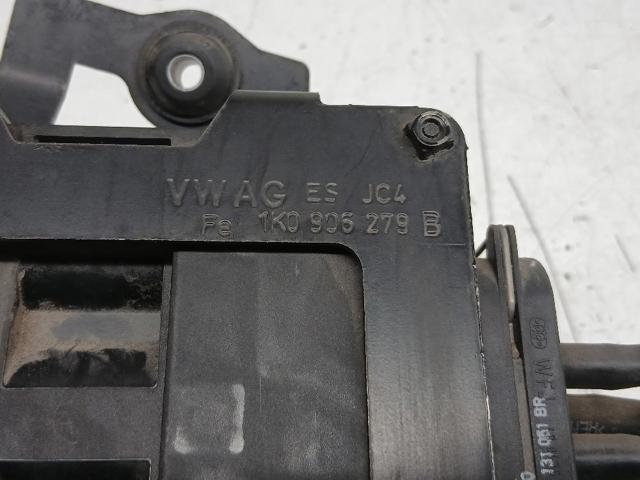 VAG 1K0906279B Válvula conmutadora del regulador de mariposas del colector de admisión  en stock Terrassa
