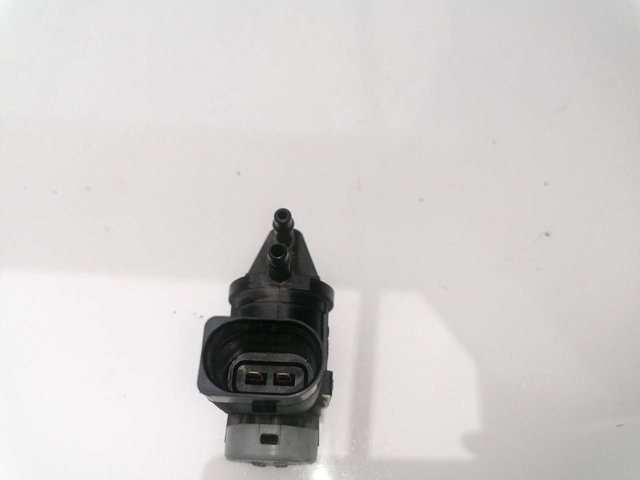1K0906283A VAG Válvula solenoide de control de la mariposa de aire secundario  comprar en Jaén