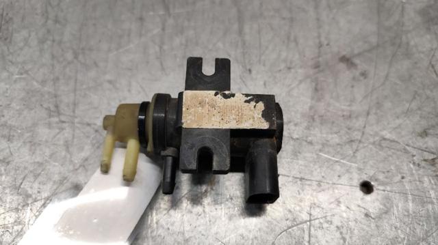 VAG 1K0906627A Válvula de solenoide de control de mariposa EGR  en stock Terrassa
