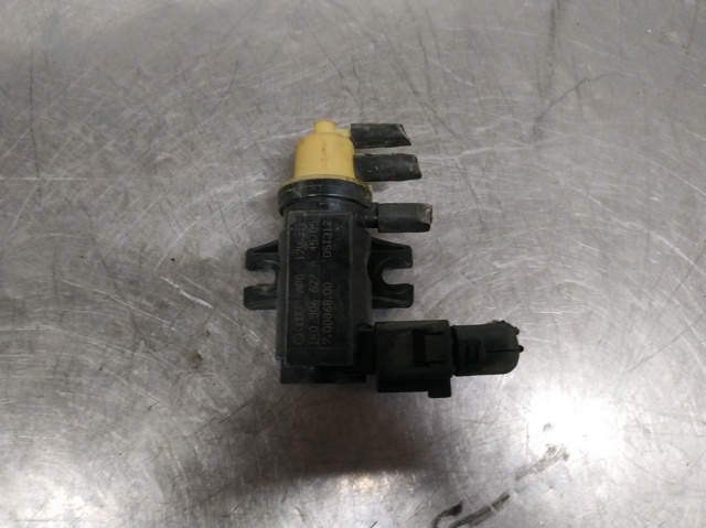 1K0906627A Válvula de solenoide de control de mariposa EGR  comprar en Reus
