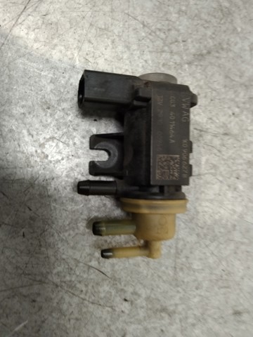 VAG 1K0906627B Válvula solenoide de control de presión de sobrealimentación  en stock Valencia