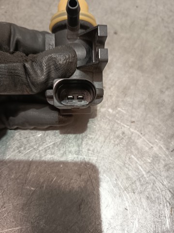 VAG 1K0906627B Válvula solenoide de control de presión de sobrealimentación  comprar en Ponferrada