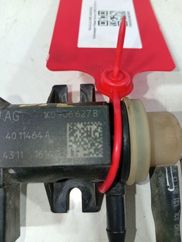 VAG 1K0906627B Válvula solenoide de control de presión de sobrealimentación  en stock Salamanca