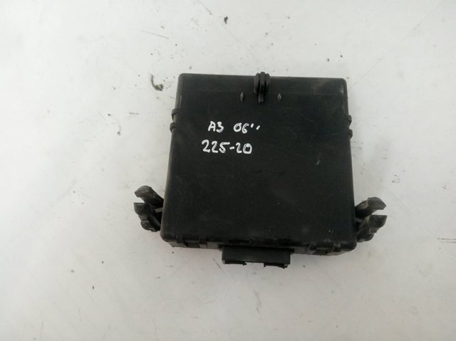 1K0907530K VAG Módulo de interfaz de diagnóstico  disponible Vigo