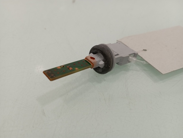 Comprar Sensor de temperatura del aire interior Volkswagen Passat  3C5 a bajo precio
