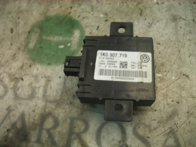 1K0907719C VAG Módulo de alarma  comprar en Oviedo