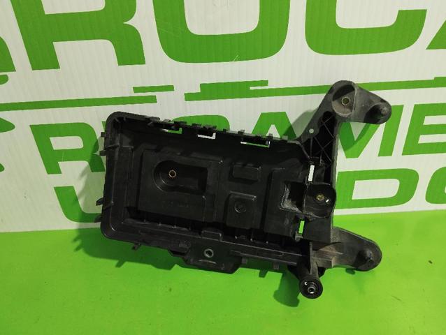 1K0915333 Montaje De Bateria (Soporte) comprar Girona