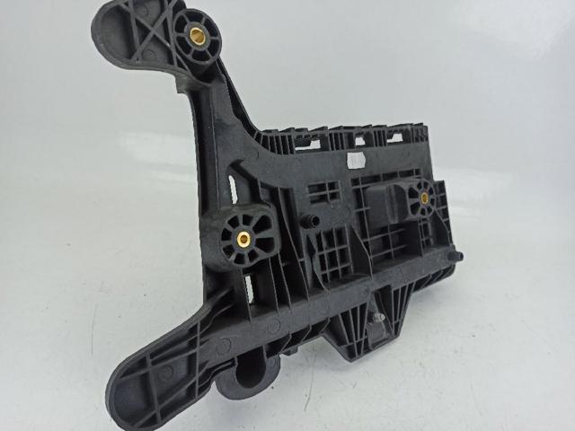 1K0915333 Montaje De Bateria (Soporte) comprar Girona