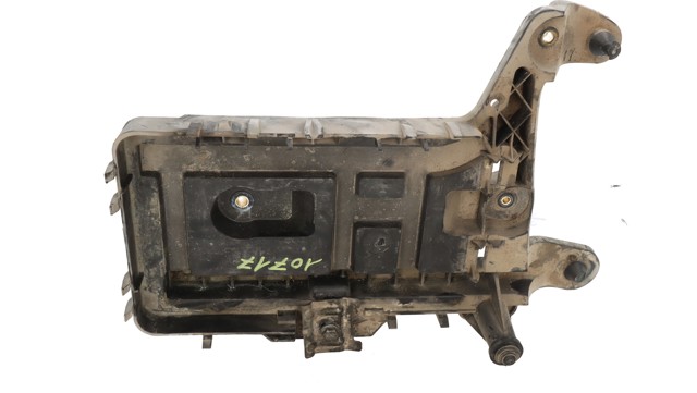 1K0915333 Soporte de batería comprar Sevilla