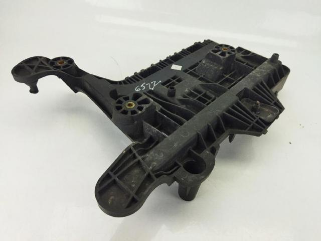 Montaje De Bateria (Soporte) Volkswagen Caddy 3 2KB, 2KJ, 2CB, 2CJ