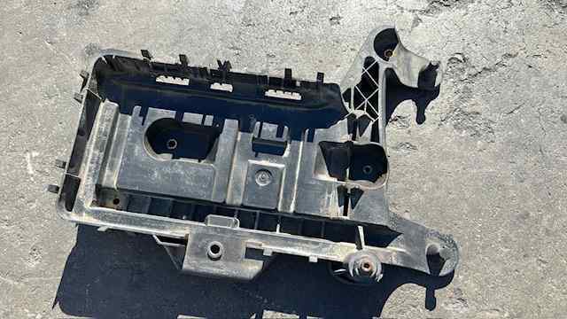Montaje De Bateria (Soporte) 1K0915333 VAG