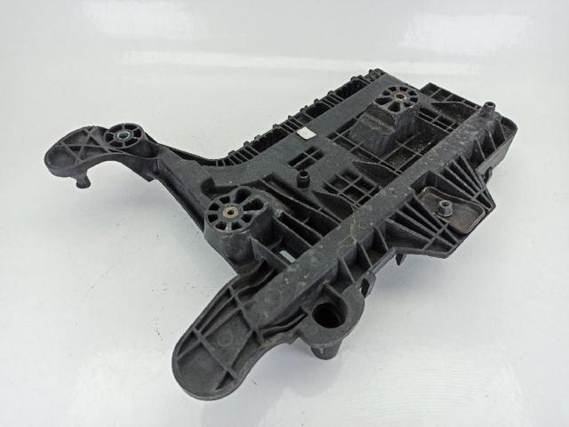 Montaje De Bateria (Soporte) Volkswagen Caddy 3 2KB, 2KJ, 2CB, 2CJ