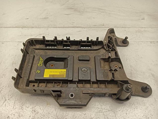 1K0915333 VAG Soporte de batería  comprar en Oviedo