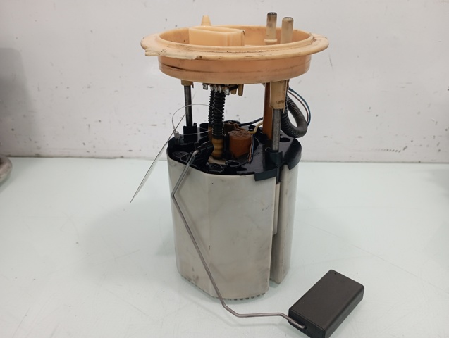 Bomba de gasolina 1K0919050K VAG