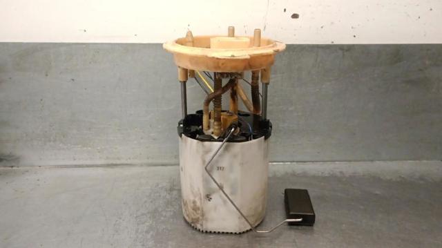 1K0919050K Bomba de gasolina comprar Almería