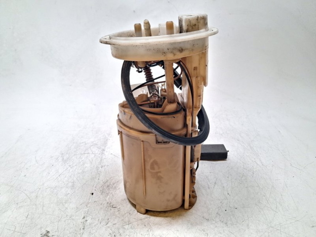 1K0919051M Bomba de gasolina comprar Sevilla