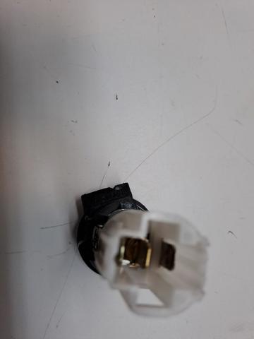 Base Encendedor De Cigarrillo Volkswagen Vento 1H2