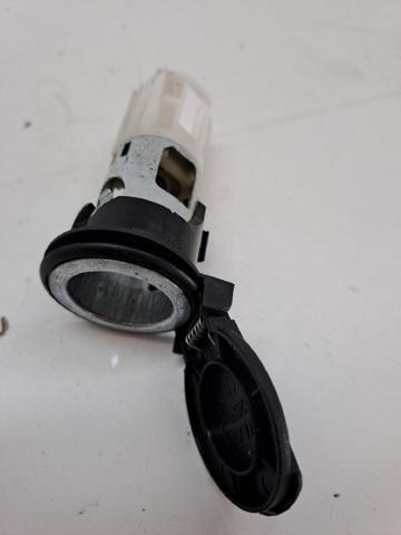 Base Encendedor De Cigarrillo Volkswagen Vento 1H2