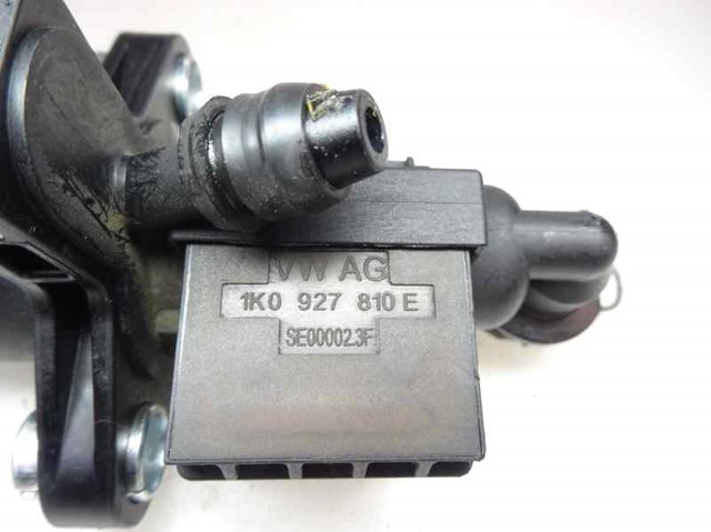 Sensor de posición del pedal de embrague 1K0927810E VAG