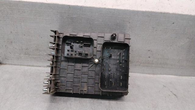 VAG 1K0937124K Caja de fusibles  en stock Valencia