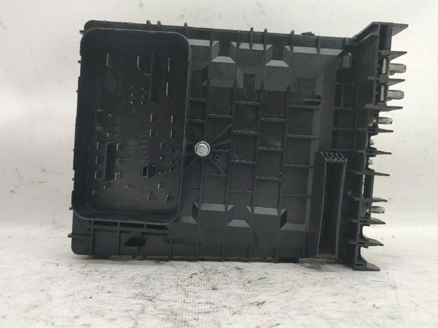Caja de fusibles Audi A3 8PA