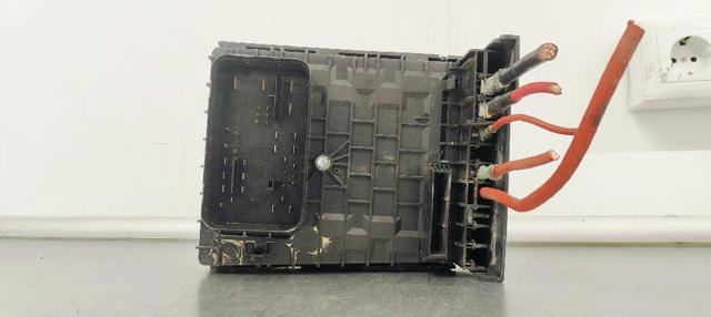 1K0937125 VAG Caja de fusibles comprar Madrid