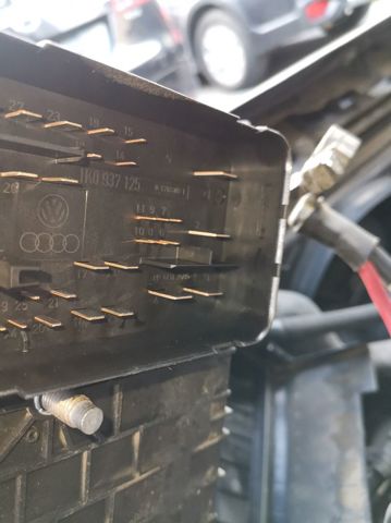 Caja de fusibles Audi A3 8PA