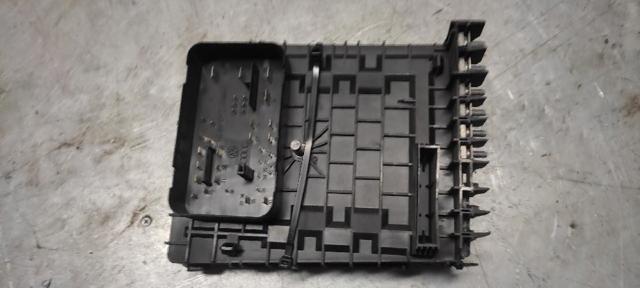 VAG 1K0937125 Caja de fusibles  en stock Salamanca