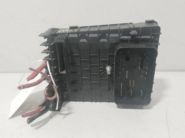 1K0937125A Caja de fusibles  comprar en Reus