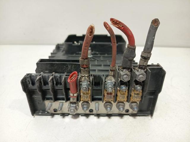1K0937125A VAG Caja de fusibles  en stock Gandía