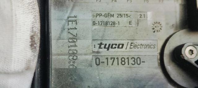 Caja de fusibles Audi A3 8PA