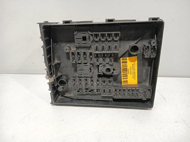 VAG 1K0937125A Caja de fusibles  en stock Valencia
