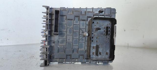 Caja de fusibles Audi A3 8PA