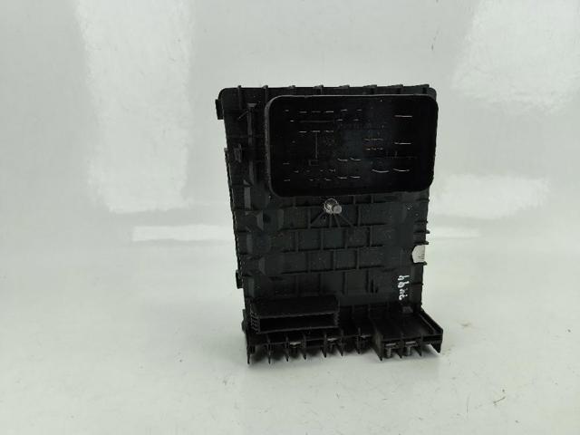 Caja de fusibles Audi A3 8PA