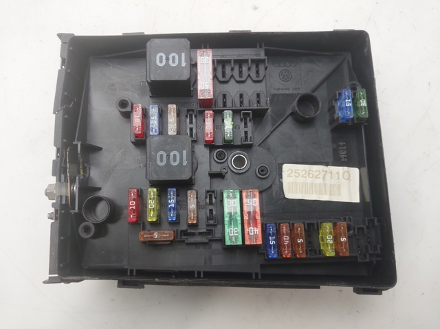 Caja de fusibles para Volkswagen Caddy SAB, SAJ