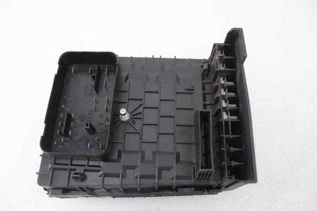 1K0937125D VAG Caja de fusibles comprar Alcalá