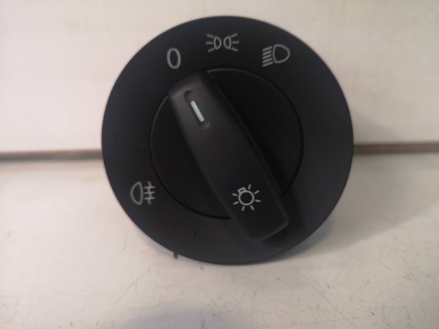 VAG 1K0941431B Interruptor de luces en el tablero comprar Barcelona