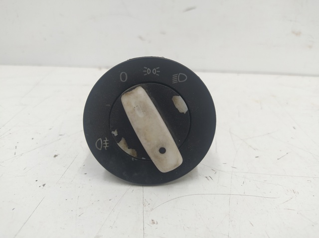 VAG 1K0941431B Interruptor de luces en el tablero  disponible Lugo