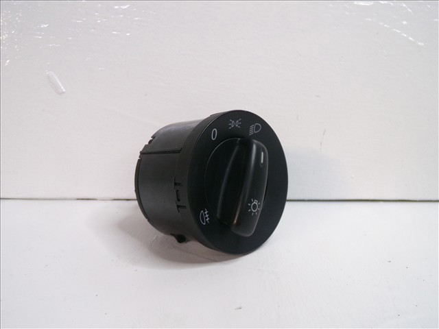 VAG 1K0941431BB Interruptor de luces en el tablero  disponible Lugo