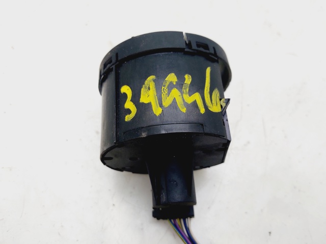 1K0941431BD Interruptor de luces en el tablero  disponible Utrera