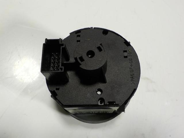1K0941431BMREH Interruptor de luces en el tablero  disponible Burgos