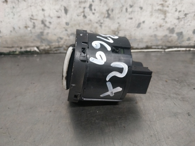 1K0941431C Interruptor de luces en el tablero  comprar en Zaragoza