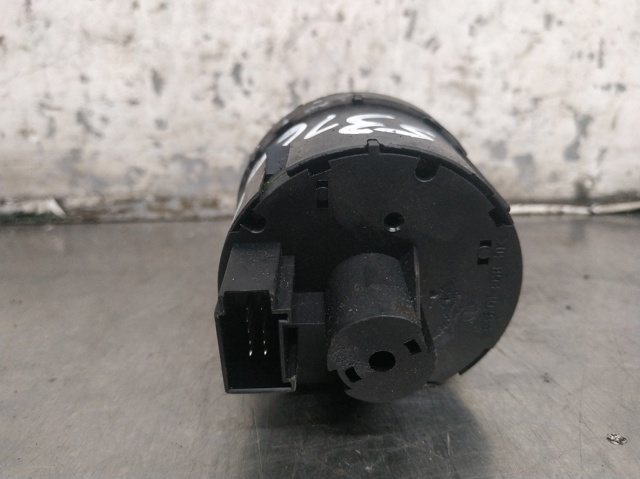 VAG 1K0941431C Interruptor de luces en el tablero  disponible Valladolid