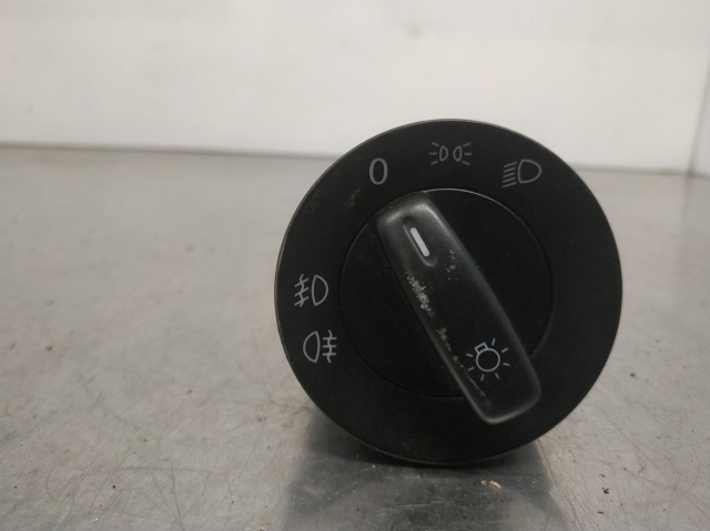 1K0941431Q Interruptor de luces en el tablero  comprar en Reus