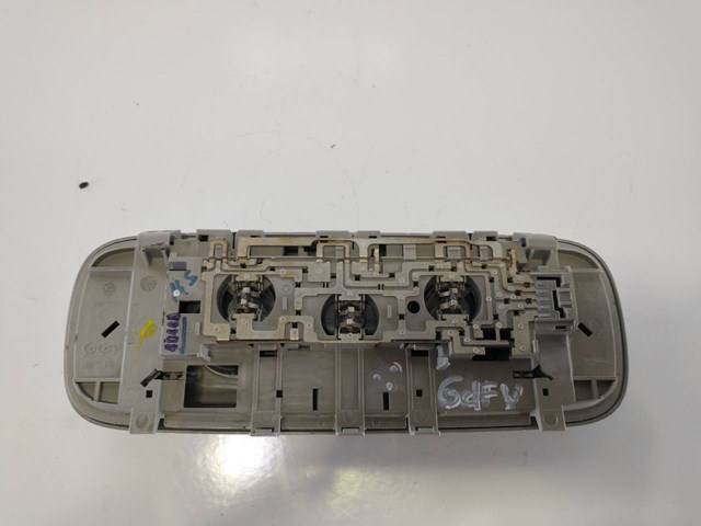 VAG 1K0947291 Luz interior trasera  en stock Terrassa