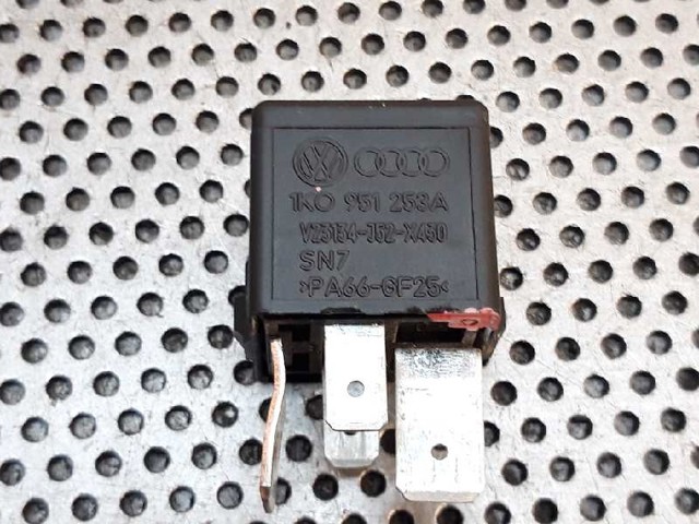 1K0951253A VAG Relé eléctrico multifuncional  en stock Córdoba